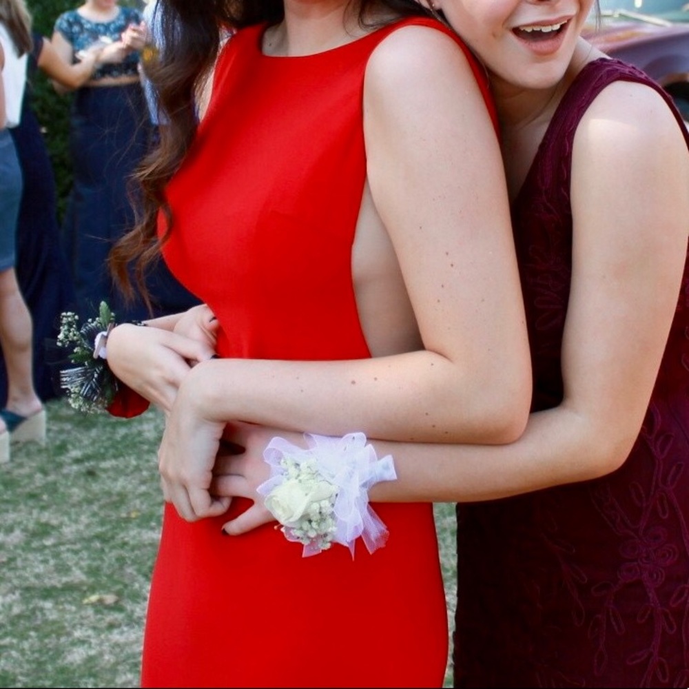 Red prom dress